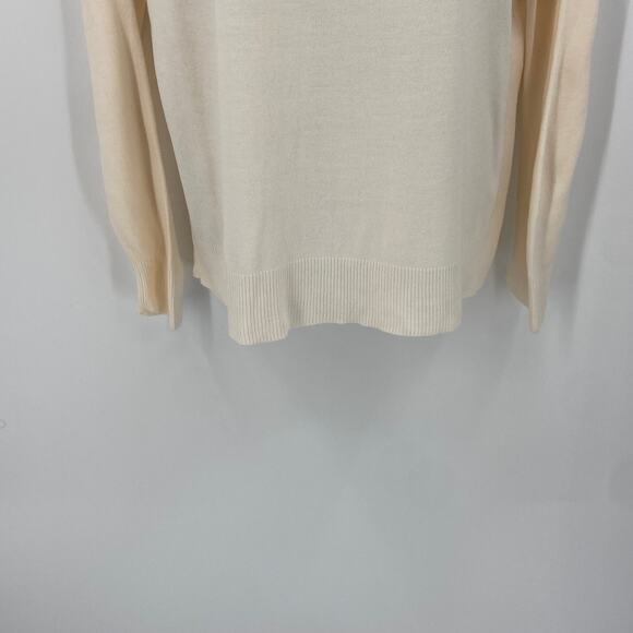 White Stag Collar Pullover Sweater - Picture 3 of 6